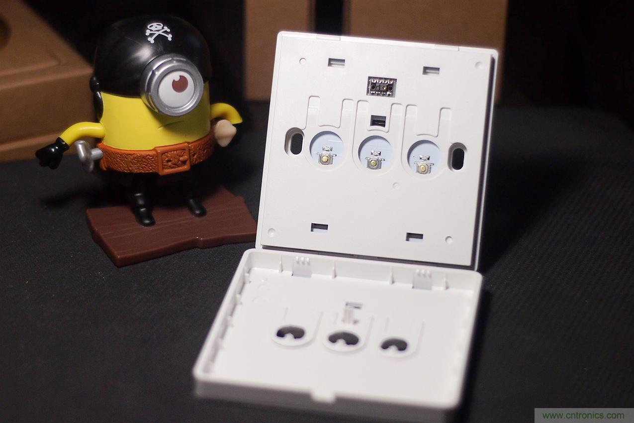 星球大戰(zhàn)原力釋放，無(wú)線控制易如反掌