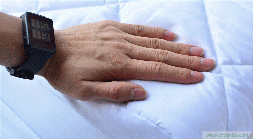 這個(gè)枕頭不僅能挽救睡眠還能挽救婚姻！