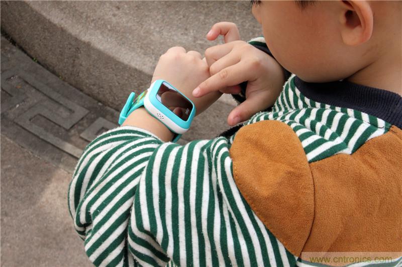 別讓《失孤》重演，360兒童手表幫你定住家中小頑童！