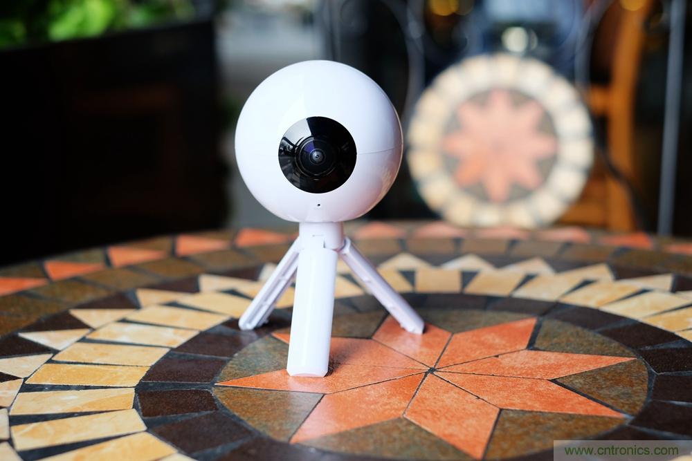 造型神似BB8，讓照片翻滾起來(lái)&mdash;&mdash;暴風(fēng)魔眼