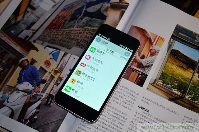 1599元，這款老年手機比小米note還貴100元