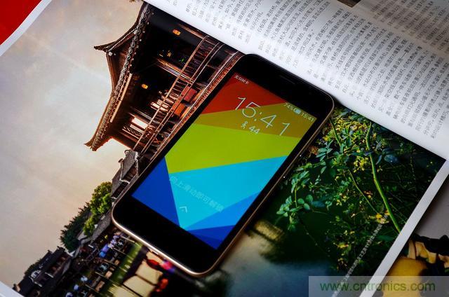 1599元，這款老年手機比小米note還貴100元