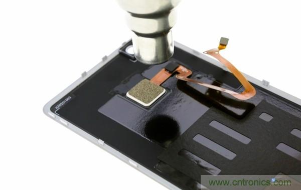 小米手機4S超詳細拆解:內外硬件大升級