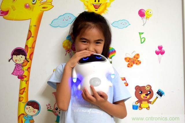 &ldquo;爸爸再不陪我，我就長(zhǎng)大了&rdquo;&mdash;&mdash;小騰機(jī)器人