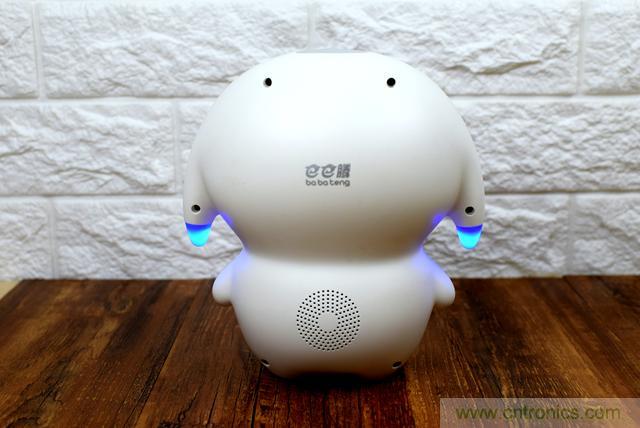 &ldquo;爸爸再不陪我，我就長(zhǎng)大了&rdquo;&mdash;&mdash;小騰機(jī)器人