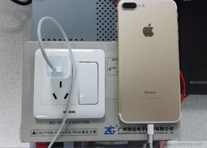 &ldquo;瘋7&rdquo;手機(jī)充電實(shí)測：為何沿用傳統(tǒng)充電模式？