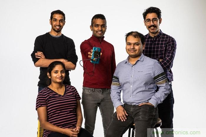 室內(nèi)激光無線充電新技術(shù)亮相，可媲美傳統(tǒng) USB 線纜