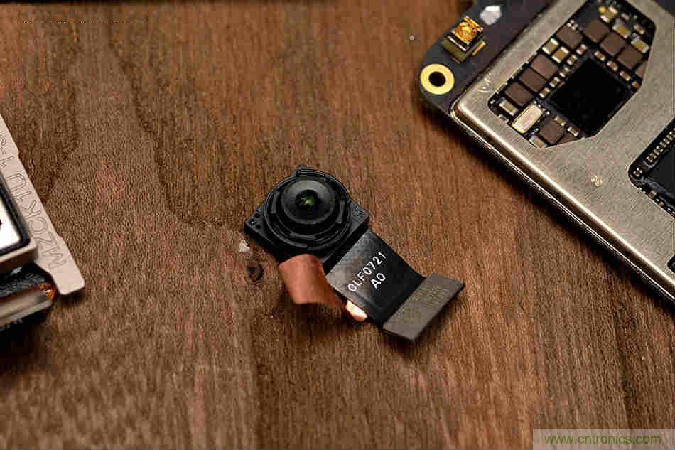 拆解魅族15 Plus：玩轉(zhuǎn)了新概念，但其工藝究竟如何？