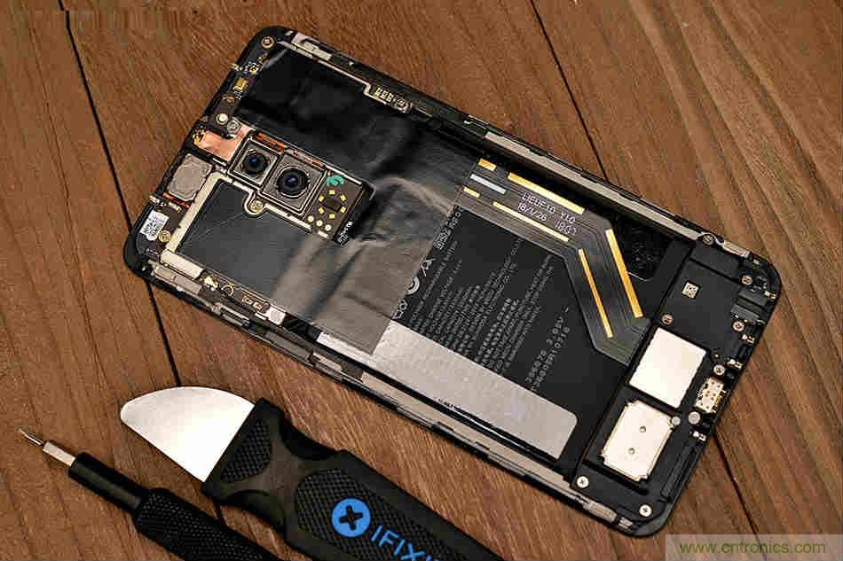 拆解魅族15 Plus：玩轉(zhuǎn)了新概念，但其工藝究竟如何？