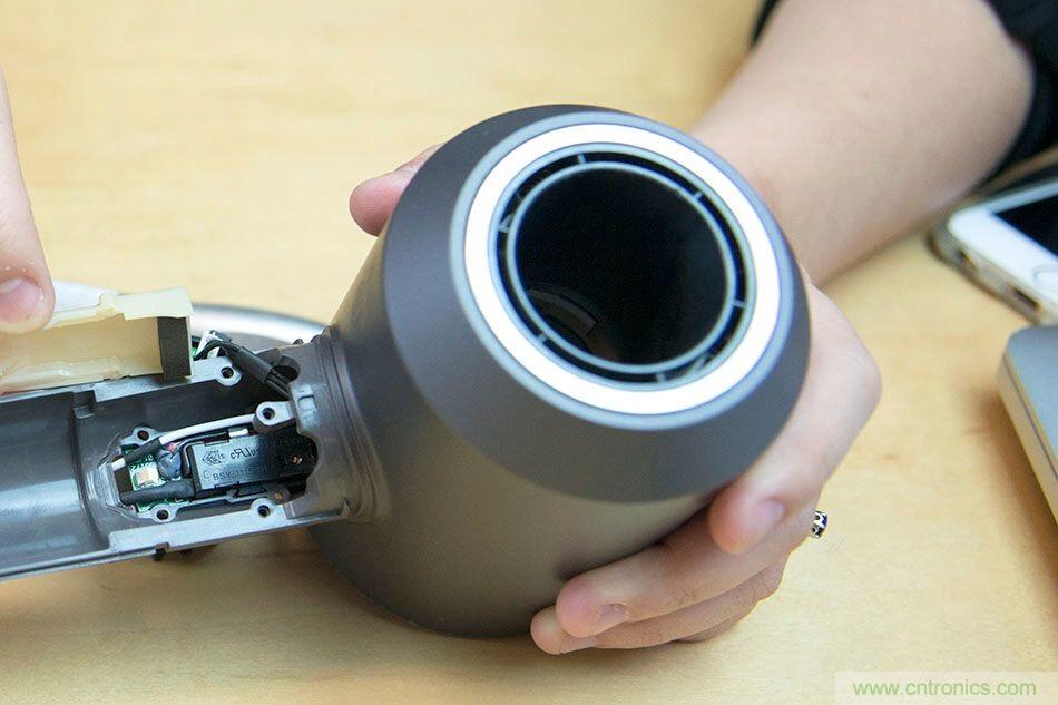 拆解戴森吹風(fēng)機(jī)：近三千元的價格貴在哪？