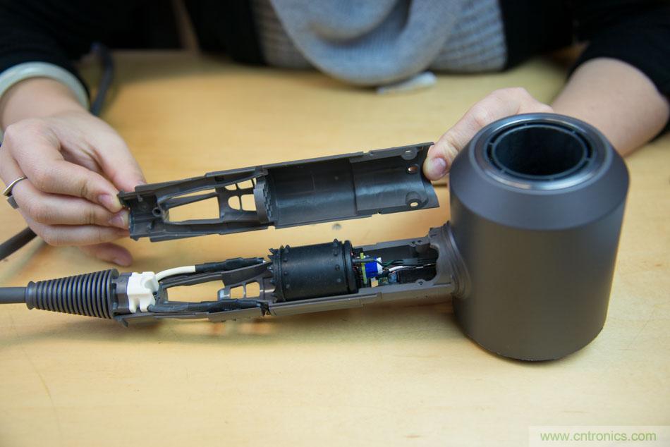 拆解戴森吹風(fēng)機(jī)：近三千元的價格貴在哪？