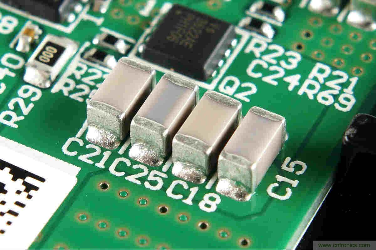 拆解對比：系出同門，小米、紫米無線充電器的差別有多大？