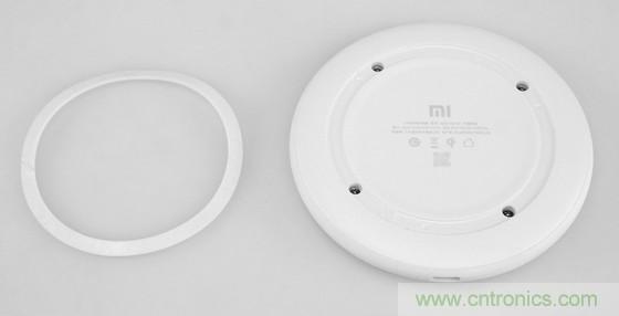 拆解對比：系出同門，小米、紫米無線充電器的差別有多大？