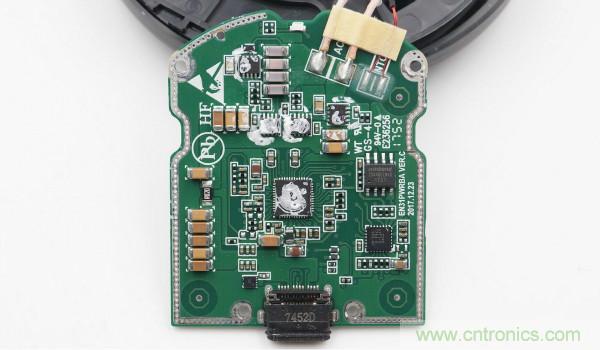 拆解華為保時捷設計快充無線充電器：憑啥能賣699？