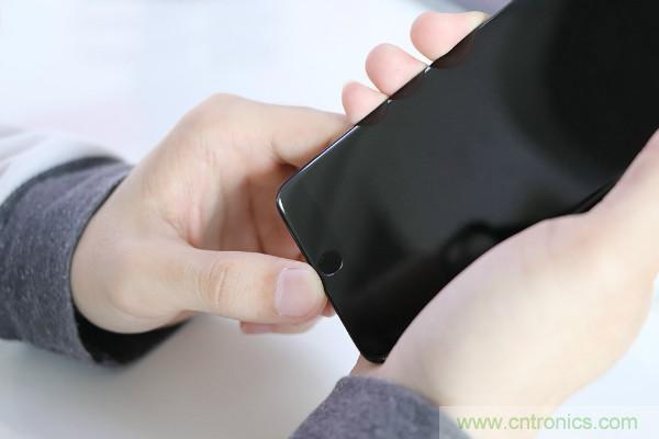 魅族M15拆解：做工精致，壓感Home鍵采用中國(guó)芯