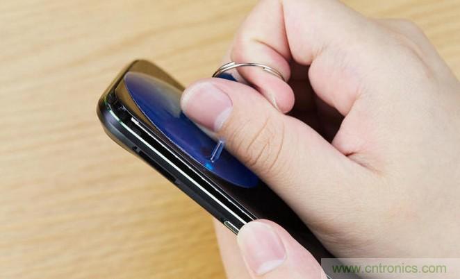 拆解黑鯊手機(jī)：多級(jí)直觸一體式液冷系統(tǒng)有什么門道？