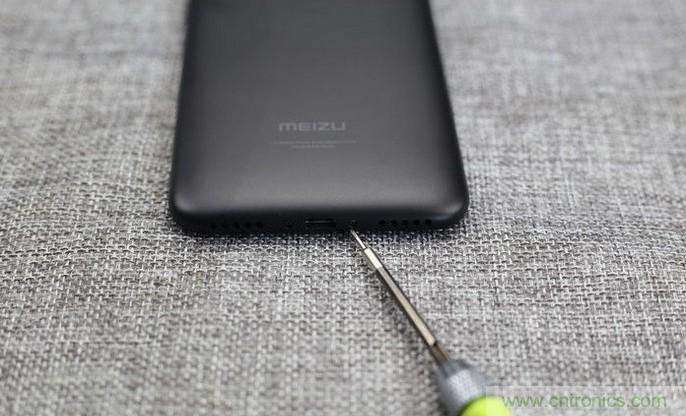 拆解魅藍(lán)6T：百元機(jī)的品質(zhì)就真的低？