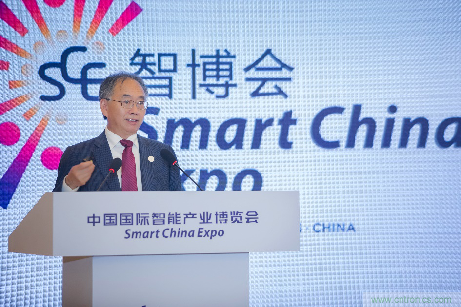 新思科技亮相中國國際智能產業(yè)博覽會，推動中國汽車電子產業(yè)智能化的新生態(tài)體系建設