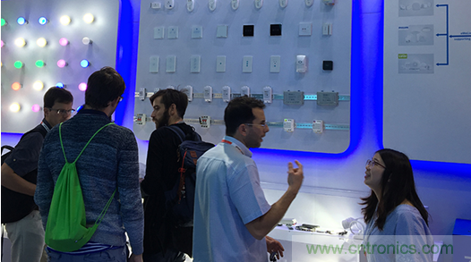 酷宅科技亮相&ldquo;環(huán)球資源消費(fèi)電子展&rdquo; 工業(yè)智控、智能灌溉備受海外買家關(guān)注