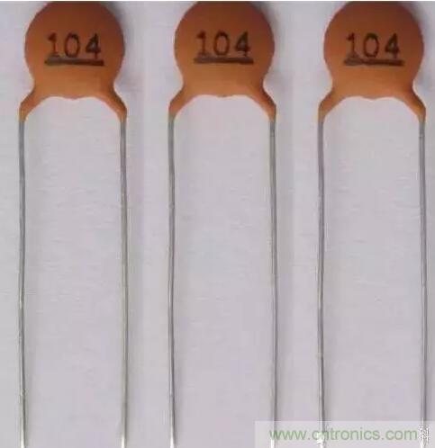 如何區(qū)分電解電容與無極性電容？