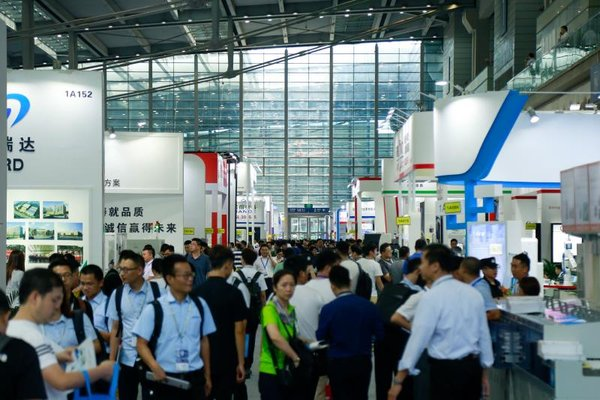 碼”?。∥逶隆靶尽睓C不容錯過！