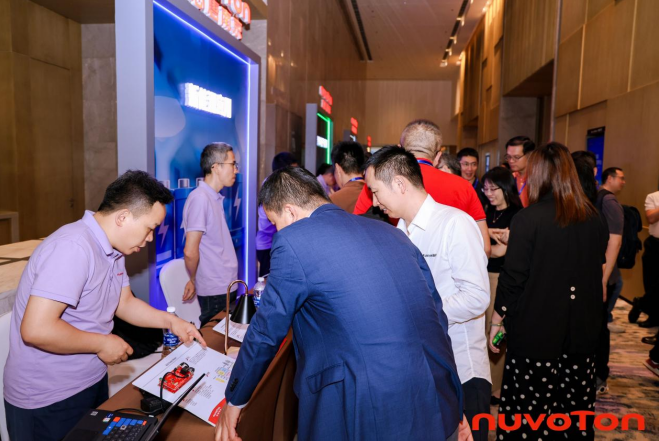 新唐科技以AI、新能源、汽車電子新品引領(lǐng)行業(yè)未來，巡回發(fā)布會完美收官！