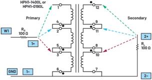   材料  ? ADALM2000主動學習模塊 ? 無焊試驗板和跳線套件 ? 一臺HPH1-1400L 6繞組變壓器 ? 一臺HPH1-0190L 6繞組變壓器 ? 兩個100 Ω電阻  說明  在無焊試驗板上構(gòu)建圖2所示的電路。需要使用此設(shè)置來測量初級/次級匝數(shù)比為1:1的三種不同配置下，兩個變壓器型號各自的頻率響應。兩個紅色箭頭表示在初級和次級使用同一個線圈的配置中連接源電阻和負載電阻的位置。藍色箭頭對應的是在初級和次級使用兩個串聯(lián)線圈的配置。綠色箭頭對應的是在初級和次級使用三個串聯(lián)線圈的配置。