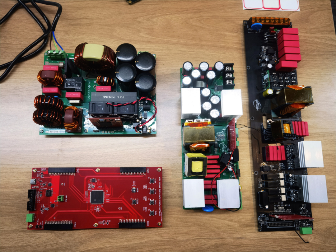 1600W雙路交錯(cuò)新紀(jì)元:無(wú)橋圖騰柱TCM_PFC數(shù)字電源方案解析 1600W雙路交錯(cuò)新紀(jì)元:無(wú)橋圖騰柱TCM_PFC數(shù)字電源方案解析